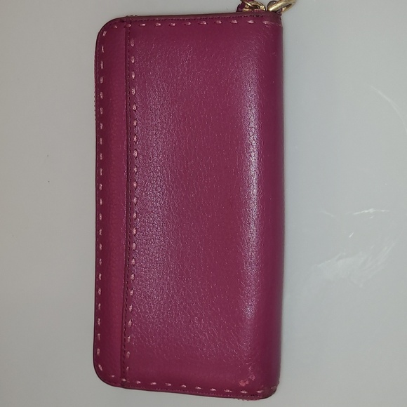 Vera Bradley Leather - Picture 2 of 3